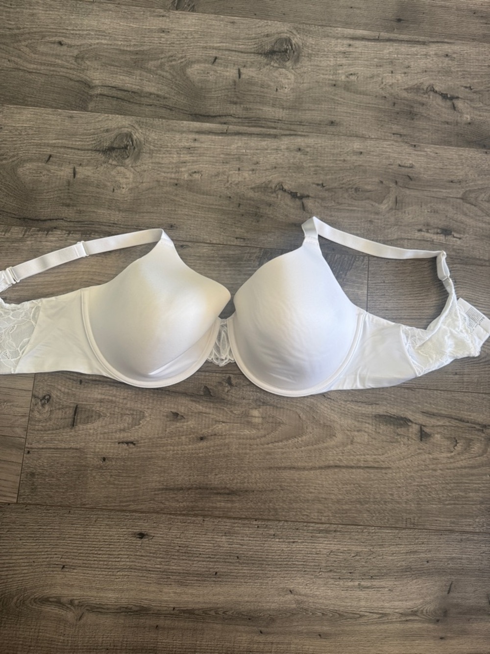 Bali White Lace-Accent T-Shirt Bra